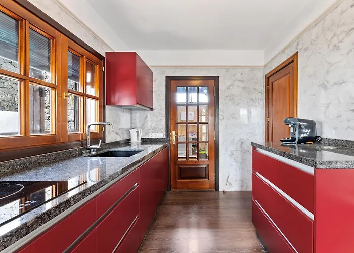 度假居 Cosy Villa Alegranza 105, Communal Pool, Private Garden 普拉亚布兰卡