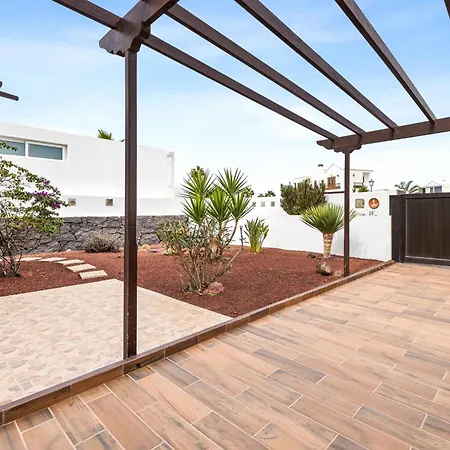 Home2book Serene Canary Style House, Garden & Pool Сasa de vacaciones Playa Blanca (Lanzarote)